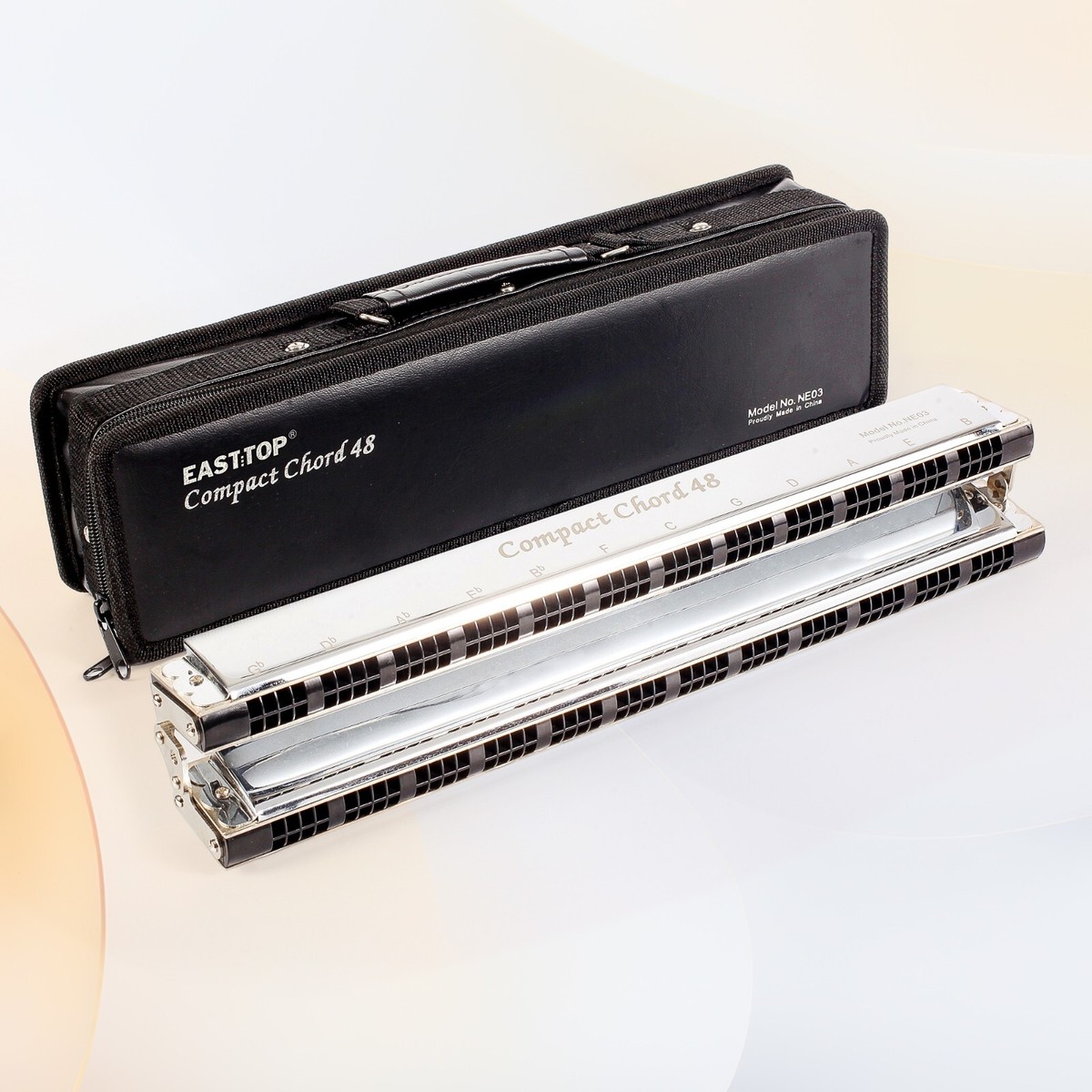 【新品】harmonica A・C 2本セット楽譜本付き 10穴ハーモニカ入門セット（SUZUKI MANJI ＋ おすすめ教則本