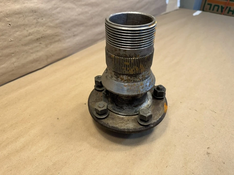 Jaguar XK120 XK140 шлицевая ступица передняя правая правая от оригинального производителя C6020 - Изображение 2 из 4