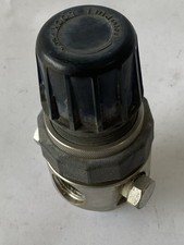 Parker R10-03BKPSS/M3 Pressure Regulator 300 Psi