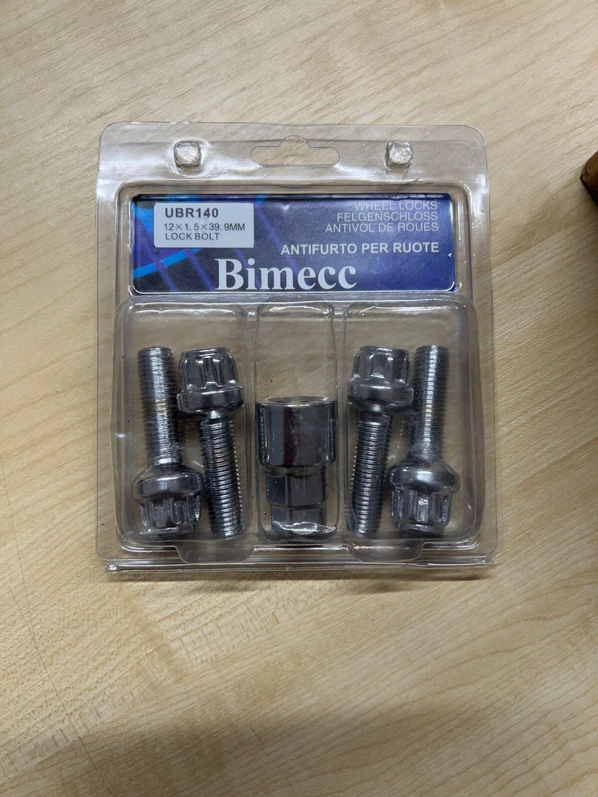 Set of Alloy wheel locking bolts M12 x 1.5 Radius Seat 40mm locks