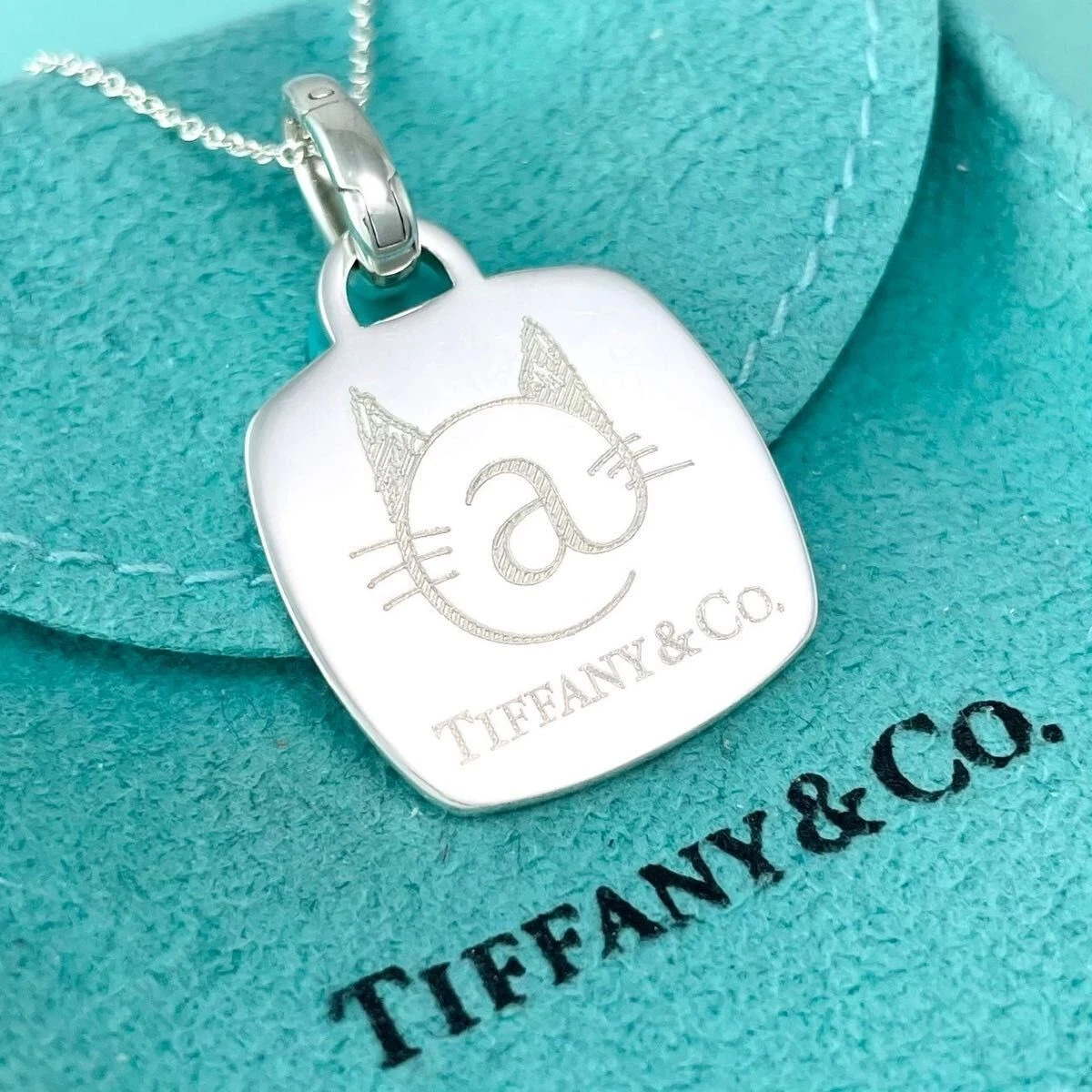 箱袋付き ティファニー キャット ストリート タグ ネックレス Lo11fe Authentic Tiffany & Co. Cat Street Square Tag Necklace 925 16