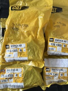 LOT 4 Pc. 170-1305 SWITCH AS. CATERPILLAR 1701305