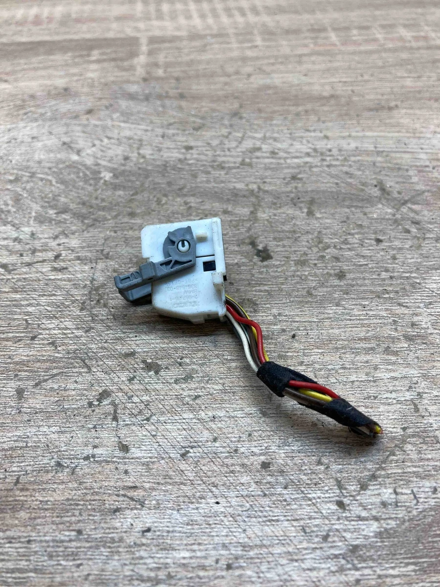 8364648 BMW 1 3 5 7 series Connector Plug Unit Computer Wire 