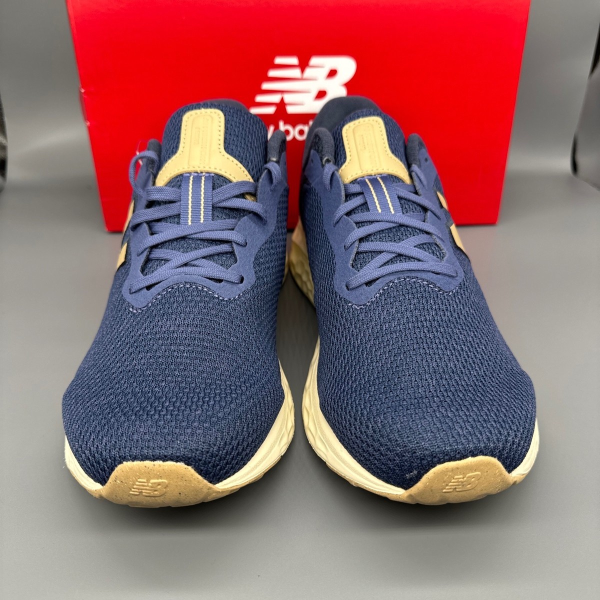 New Balance FreshFoam Arishi v4 Running Shoes Blue/Beige  display picture 1