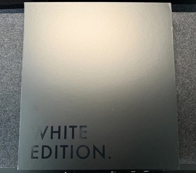 Vault X White Edition 12 Pocket Exo-Tec Zip Binder - BRAND NEW