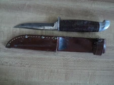 KINFOLKS 330-3 1/2 knife fixed blade vintage  3 1/2" blade w/ Leather Sheath