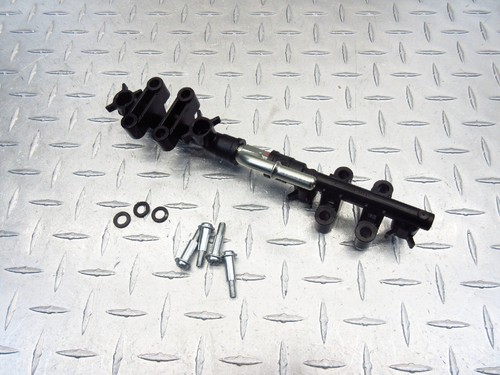 2017 17 18 KAWASAKI ZR900 Z900 OEM FUEL INJECTION RAIL GAS PETROL - Picture 4 of 11