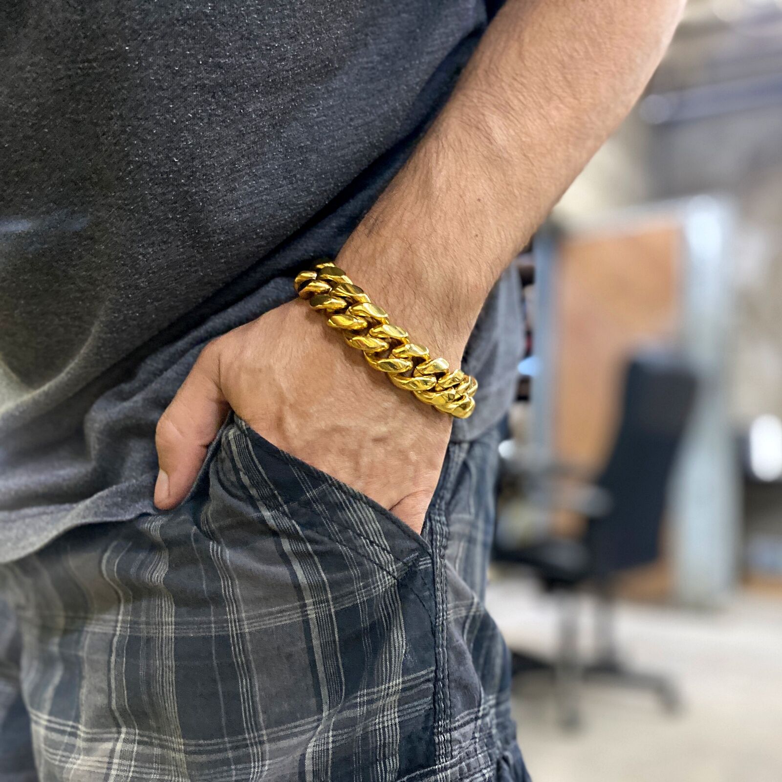 gold cuban bracelet