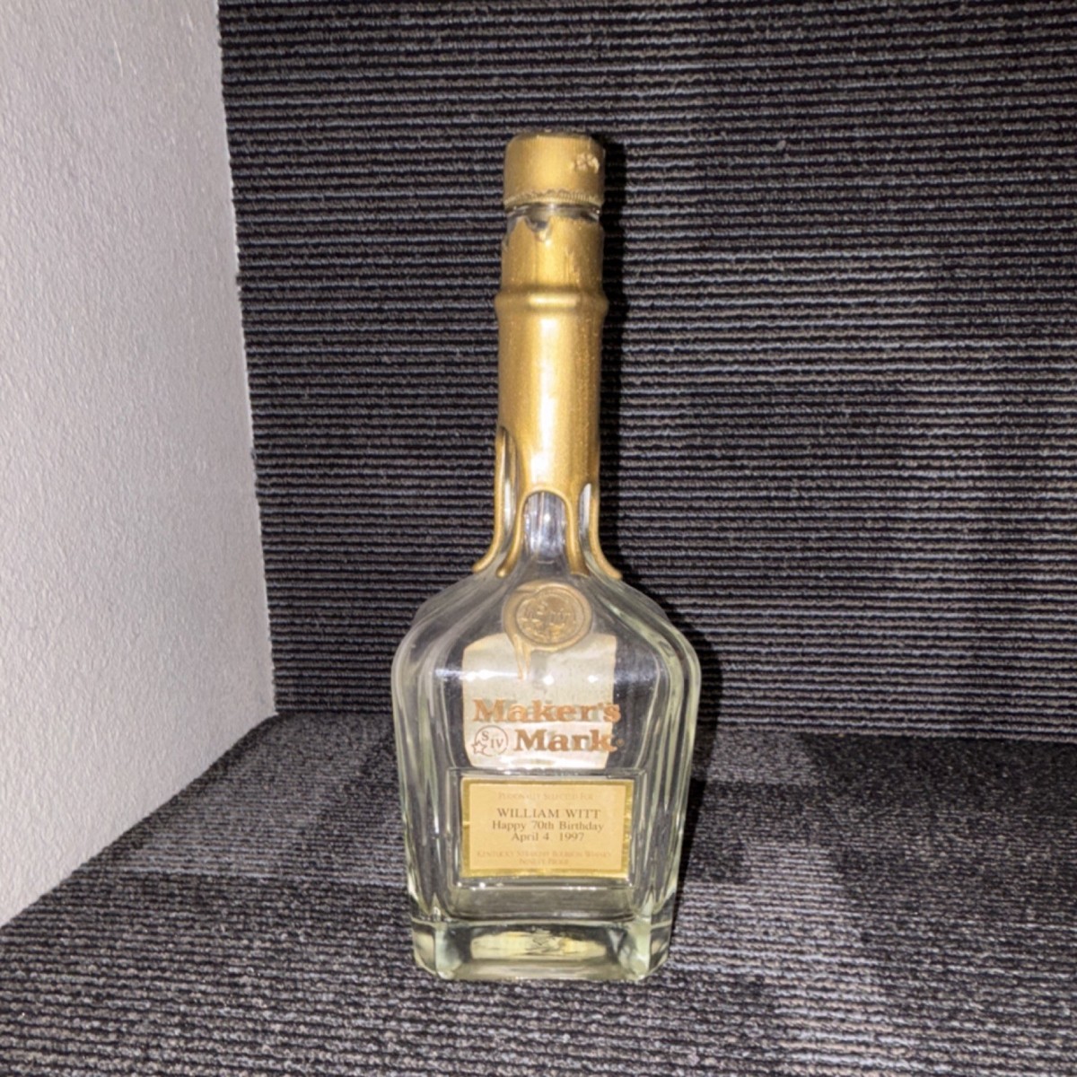 Maker's Mark Collectible Liquor Bottle 750ml Gold Wax Clear Gold