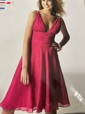 Faviana Magenta Prom Evening Special Occasion Chiffon Dress size 9/10