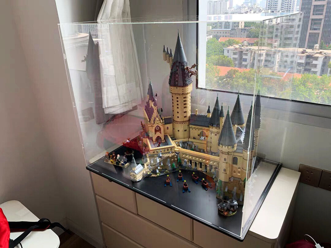 Hogwarts Castle Display Case for LEGO 71043