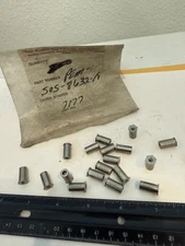New Qty (18) PEM SOS-8632-18 Stainless Standoffs, 6-32 Threads