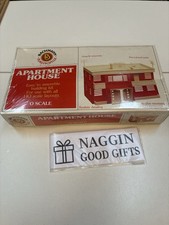 Bachmann Plasticville O Scale Apartment House Kit SEALED NOS Snap-Fit