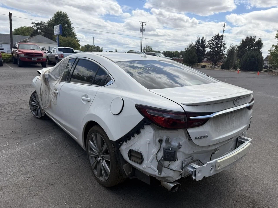 Pinza de conductor delantera de aspiración natural para 16-21 MAZDA 6 30683101 Foto 3 de 4