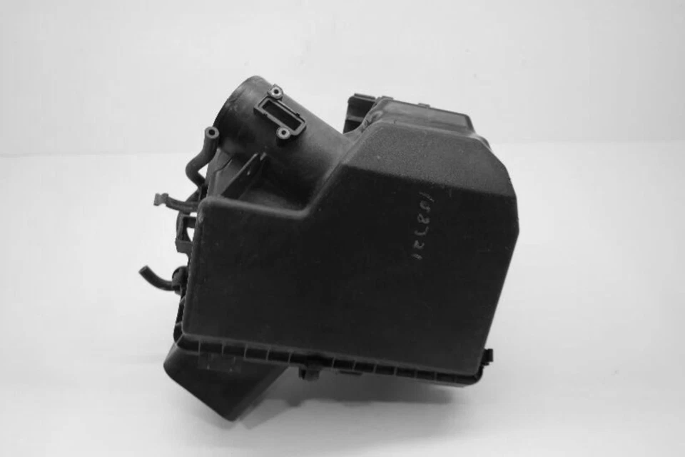 Conjunto de filtro de aire usado se adapta a: Nissan Altima SDN 2015 2,5 L 4 cilindros grado A Foto 3 de 3