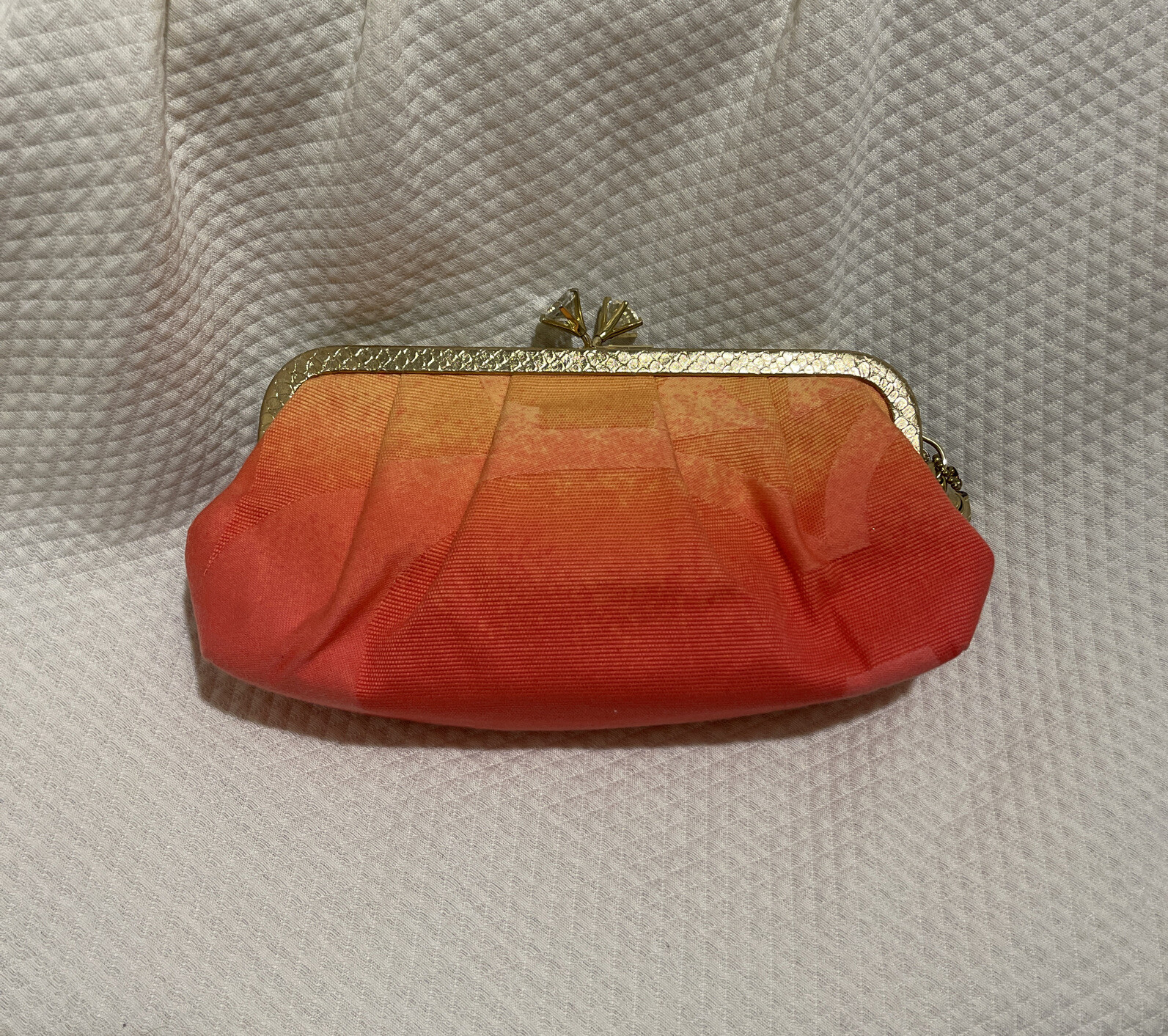 🔥 Coach Orange Clutch Wristlet With Big Beautiful Accent Rhinestones🔥 image 5