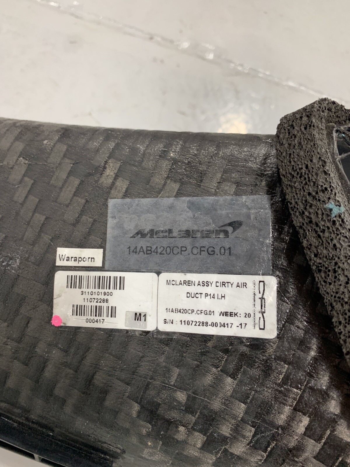 MCLAREN 720S DRIVER LEFT SIDE REAR AIR INTAKE CARBON FIBER COVER OEM 14AB420CP