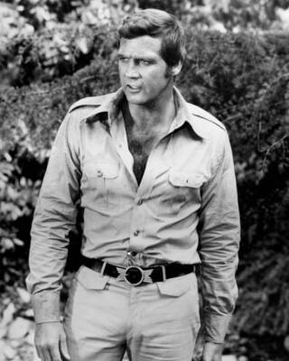 Lee Majors as Colonel Steve Austin in The Six Million Dollar Man 1- Old Photo