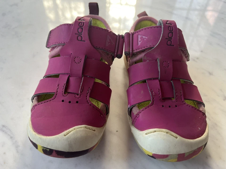 Sandalia de zapato Plae Sam 2.0 rosa para niñas - talla 9 para niños pequeños Foto 2 de 4