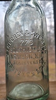 Quart Berggren & Swenson 773 So.16th St. Newark NJ Soda Bottle