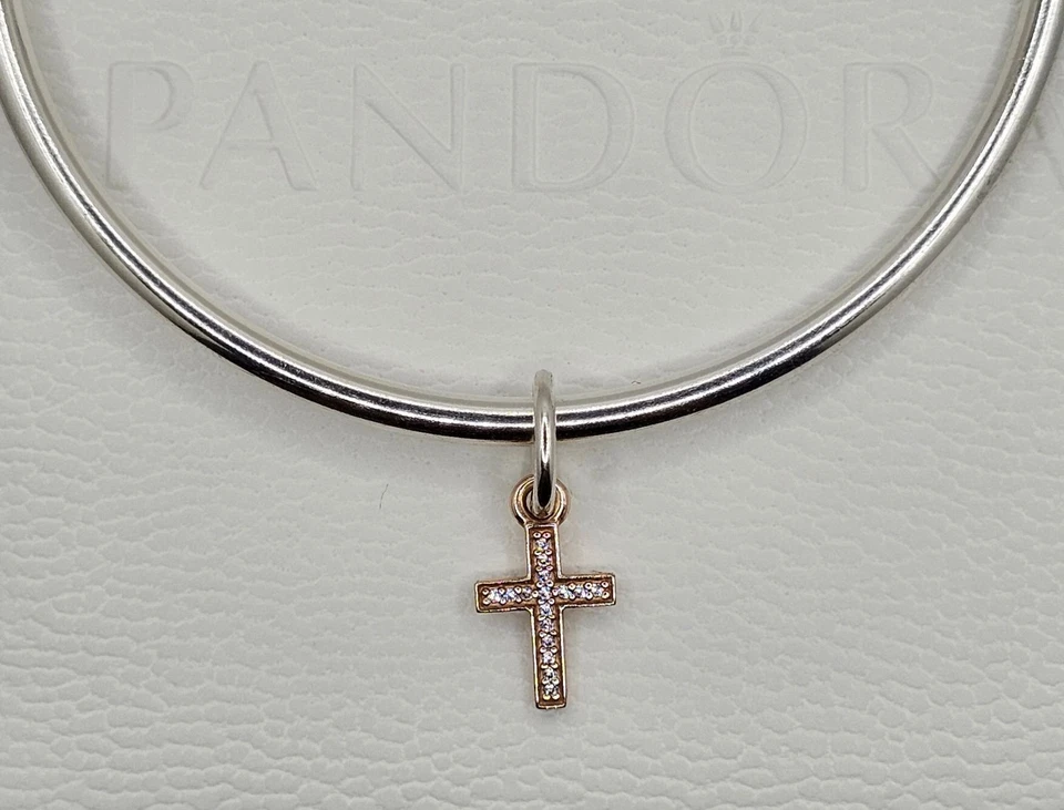 ✨️ Auténtico Pandora ROSA CRUZ COLGANTE ENCANTO, ORO 14K Foto 2 de 4