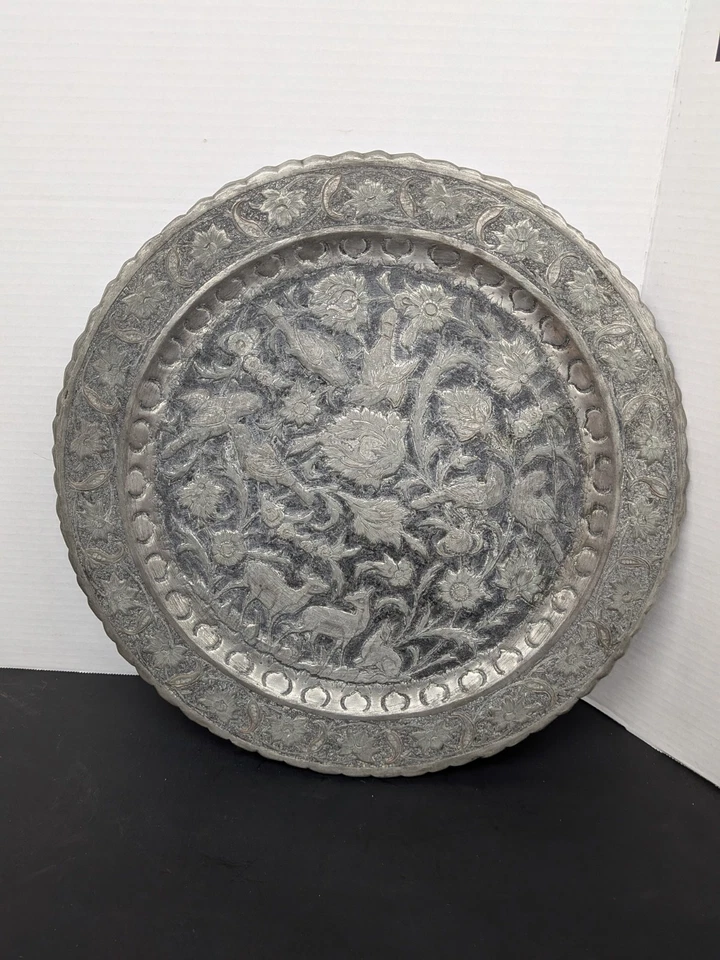 Bandeja persa de Oriente Medio metal plata latón flora pájaros patrón ciervo raro 15" Foto 2 de 4