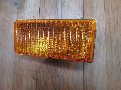 NOS 1981 1982 FORD GRANADA PARKING LAMP ASSEMBLY LH E1DZ-13201-A