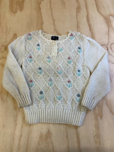 VTG LADY VAN HEUSEN WOMEN MEDIUM 