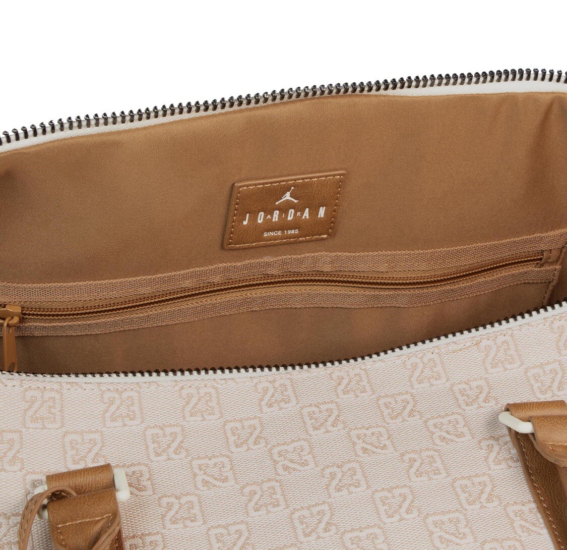 New Authentic Jordan Monogram Duffle Bag Luggage Luxury