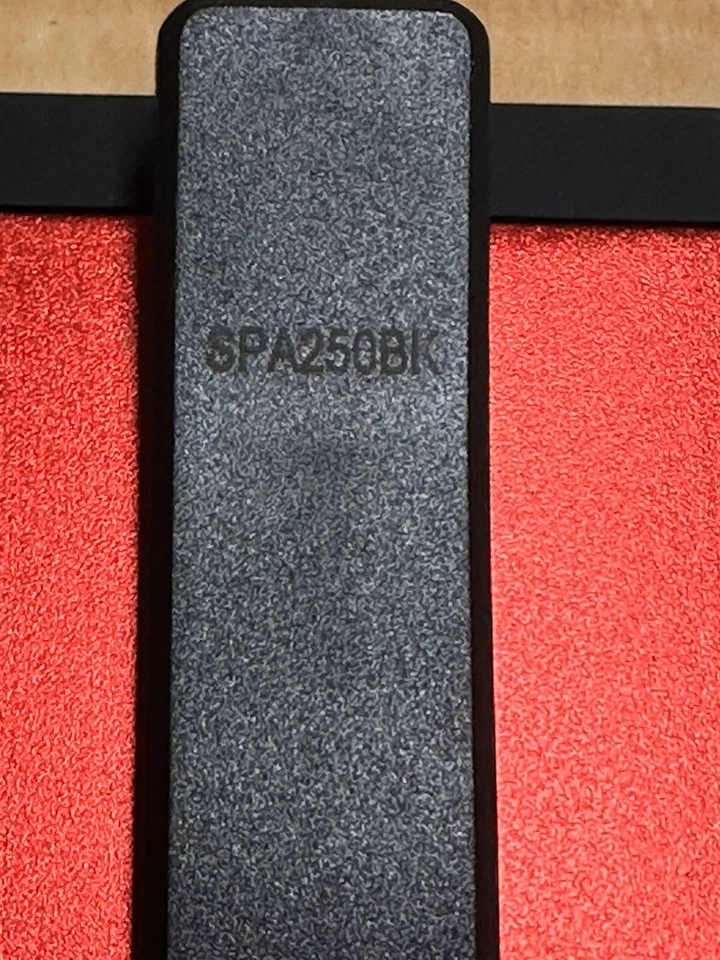 Pocket Spot Flashlights! 250 Lumen! AAA Battery Powered. Pocket Clip & Magnet! - Image 4 of 4