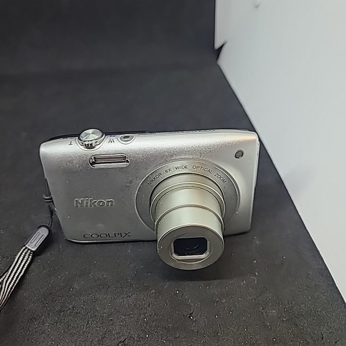 Nikon COOLPIX S3200 16.0MP Digital Camera - Silver - NO CHARGER #2