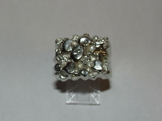 Picture 1 of 4