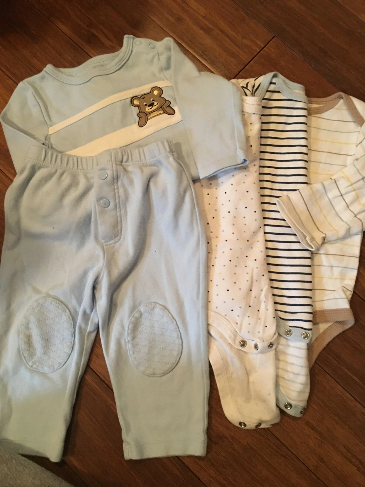 6-9 Months Clothing 11 Pieces