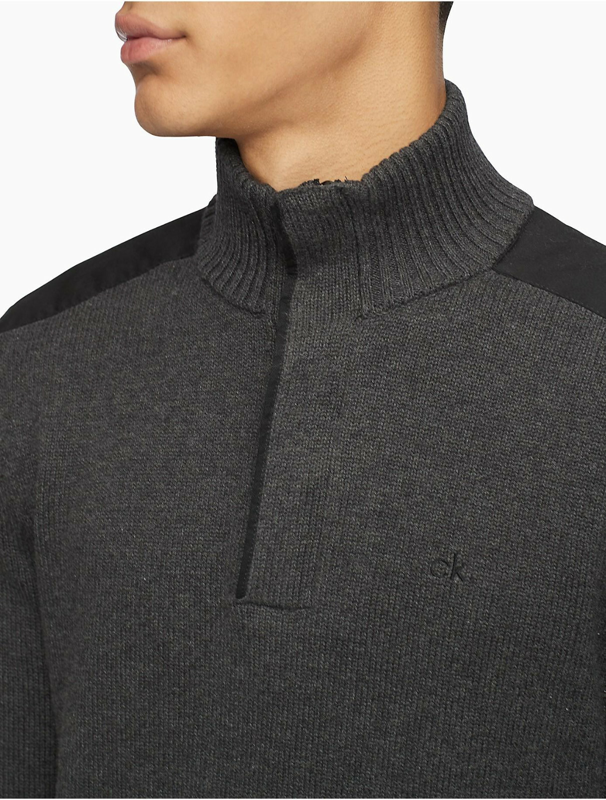 Мужской свитер Calvin Klein Regular Fit из смешанной ткани на молнии цвет древесного угля XS 9190₽