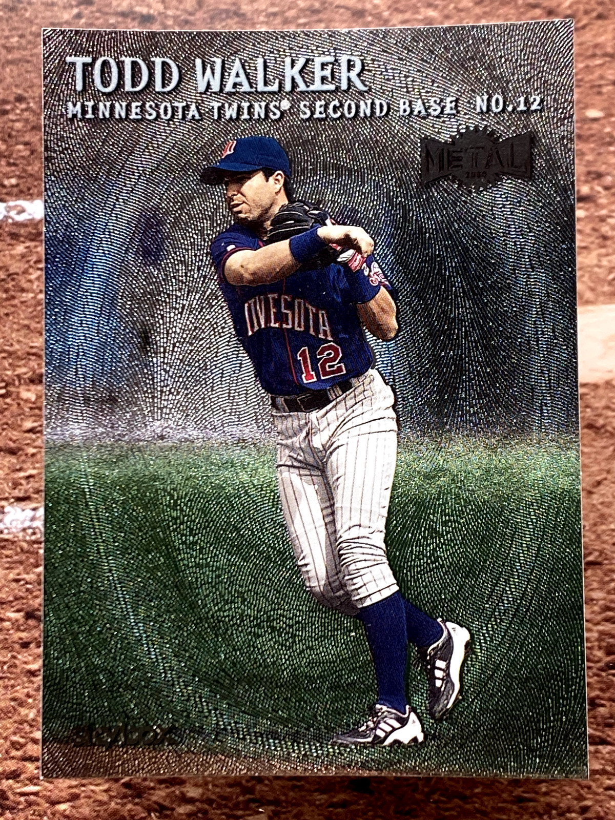 Todd Walker 2000 Skybox Metal #118 Minnesota Twins