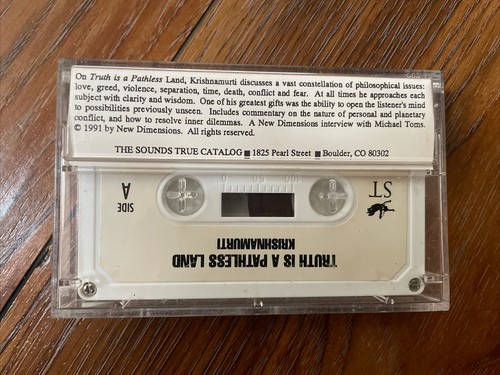 Jiddu Krishnamurti – Truth Is A Pathless Land 1991 Sounds True RE Cassette VG+ - Imagen 3 de 7