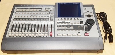 Roland VS-1824CD Digital Studio Workstation 40GB HDD CD/RW Japan Tested Working
