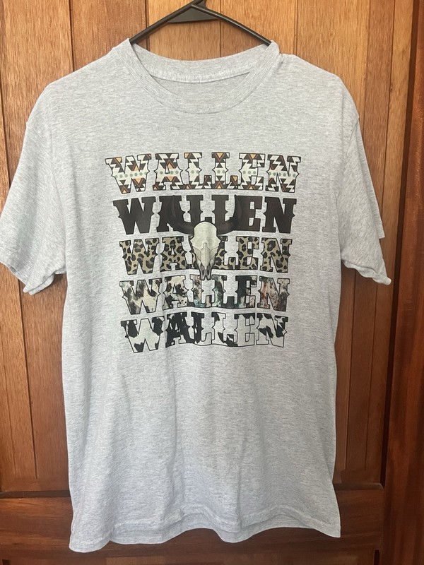 Womens Wallen T Shirt Size Medium