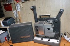 Bell & Howell Filmosound 8D 652 16mm Projector - Untested, no power lead