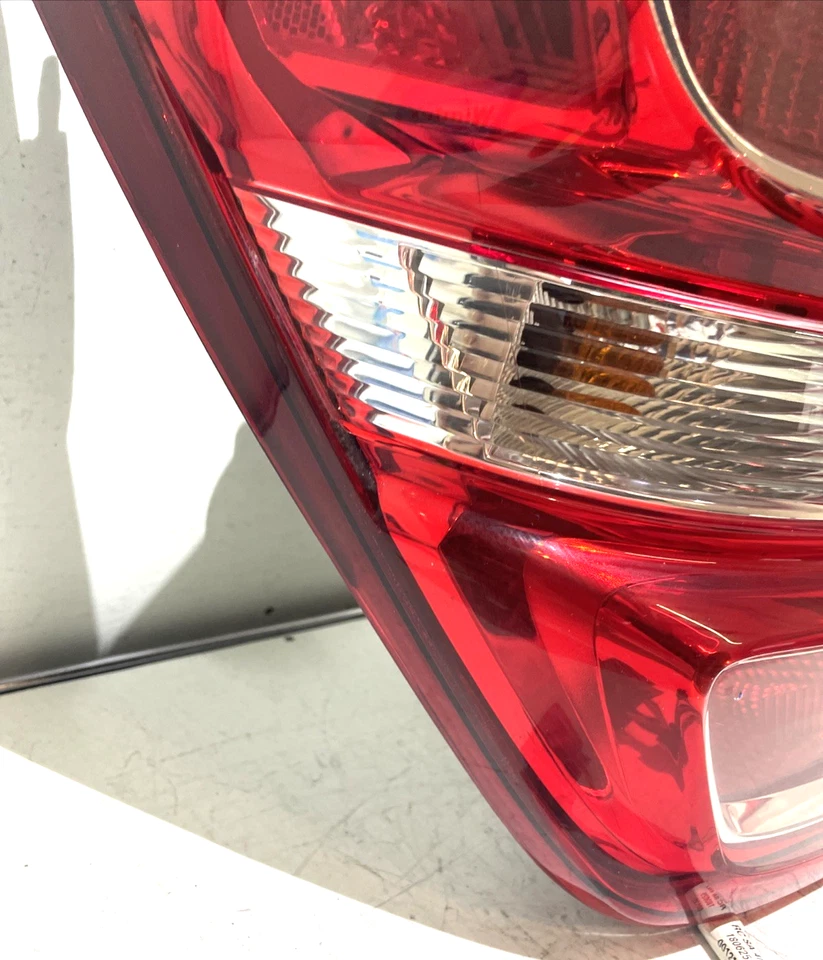 2017 2018 2019 年 2020 雪佛兰 Sonic 尾灯驱动器左 LH 42652056 原始设备制造商 0808 — 第 4/4 张图片