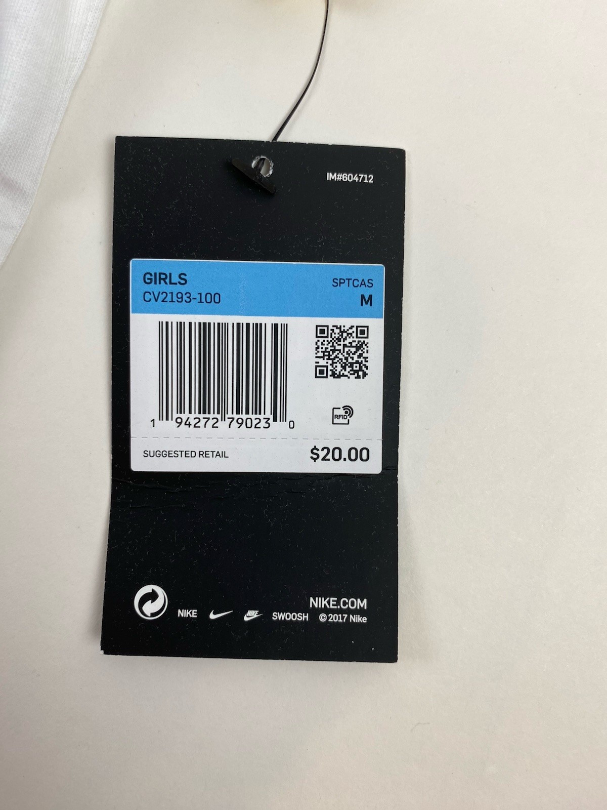 Nike Girls Short Sleeve The Nike Tee T-Shirt "Just Do It" Size M NWT thumbnail 4