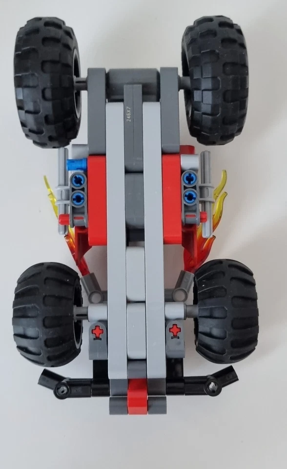 LEGO Technic 42073 BASH!, foto 4 di 5
