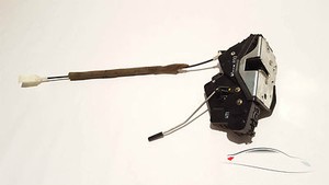 BMW 3er E46 Türschloss ZV Tür Schloss Schloß Hinten Links 8196033