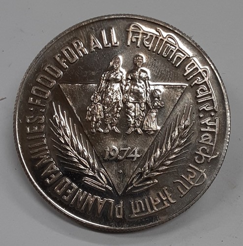 1974 India Copper-Nickel 10 Rupee Coin FAO/Planned Families - BU - Picture 2 of 2