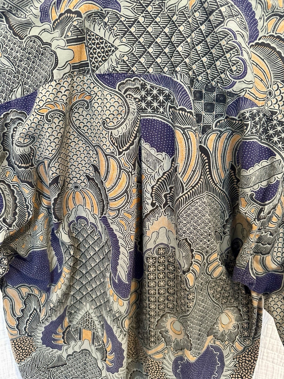 VTG Java Lava Men's Multicolor Geometric Button-U… - image 5