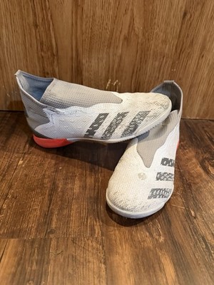 Adidas Predator Freak.3  Men's Soccer FY7823 White/Gray/Red Coral Size 7 USED