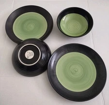 Sakura Port of Call Tide Green 10.5" Dinner Plates 8" Soup Bowls Stoneware 4 Pc 