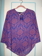 Banana Republic Semi Sheer Boho Blouse Size Medium, Tassel Tie Neckline