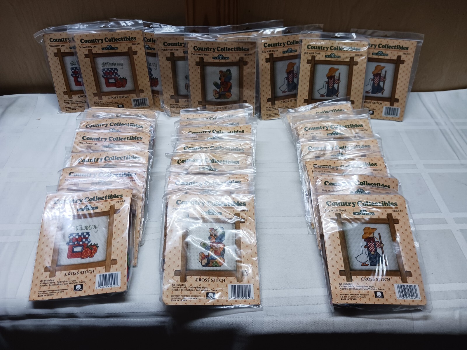 Country Collectibles Complete Cross Stitch Kits/Sell Out Lots Of 30 Kits