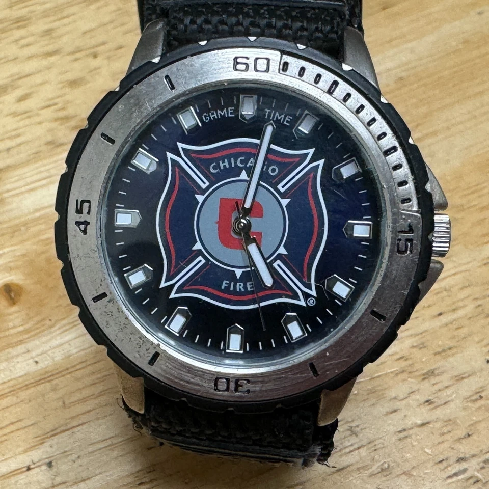 Reloj de Cuarzo Game Time Veteran Series Chicago Fire Hombre Plateado Negro Batería Nueva Foto 2 de 4